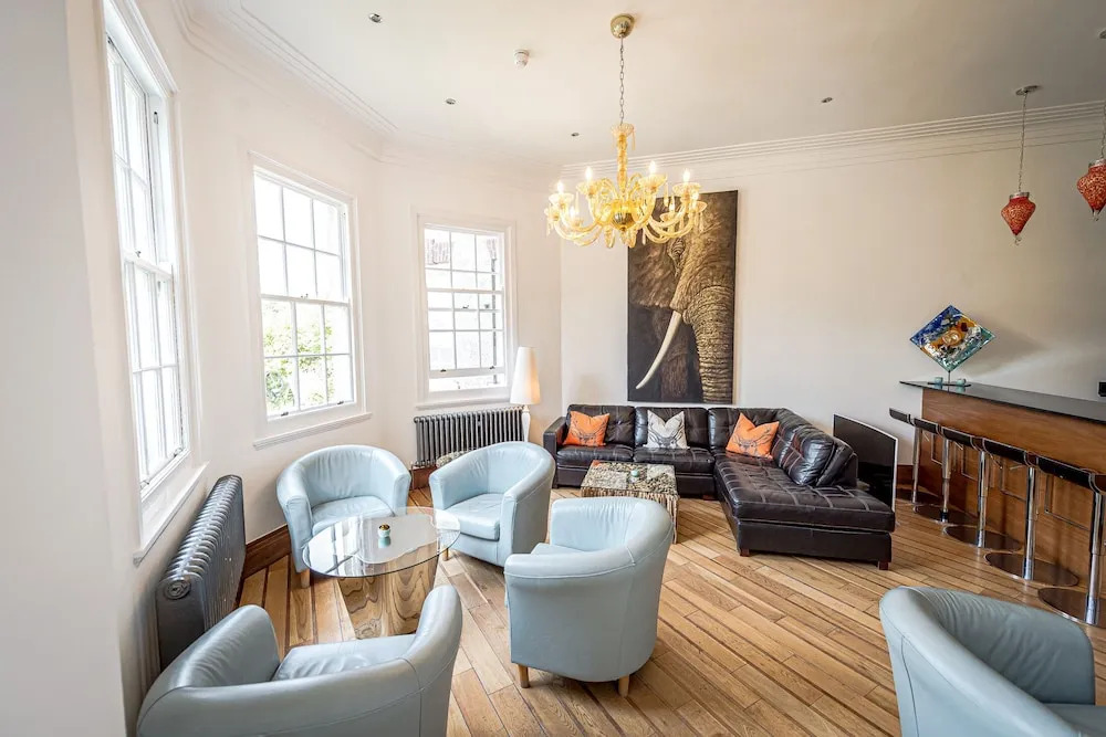 Leverhulme Hotel