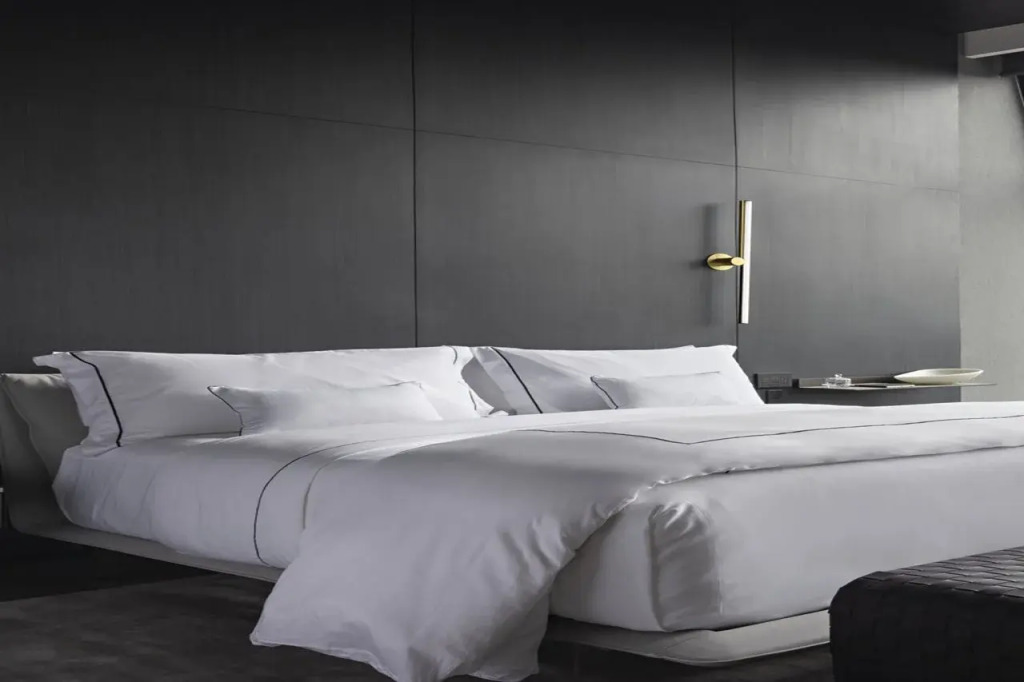 Alexander, Member of The Leading Hotels of the World