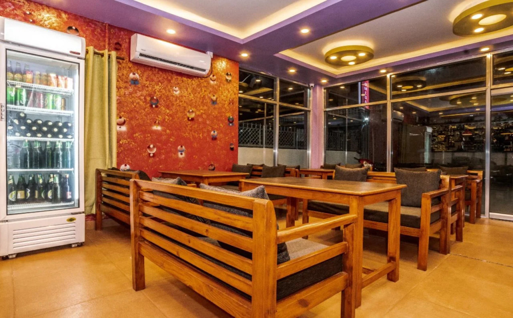 Hotel Omega By OYO Rooms