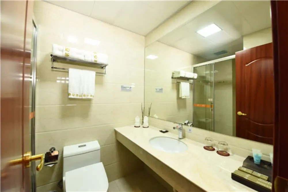 Savile K-Knight Luan Hotel