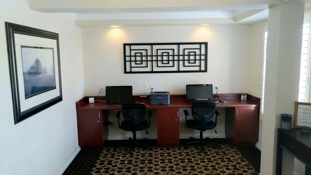 Lompoc Valley Inn and Suites
