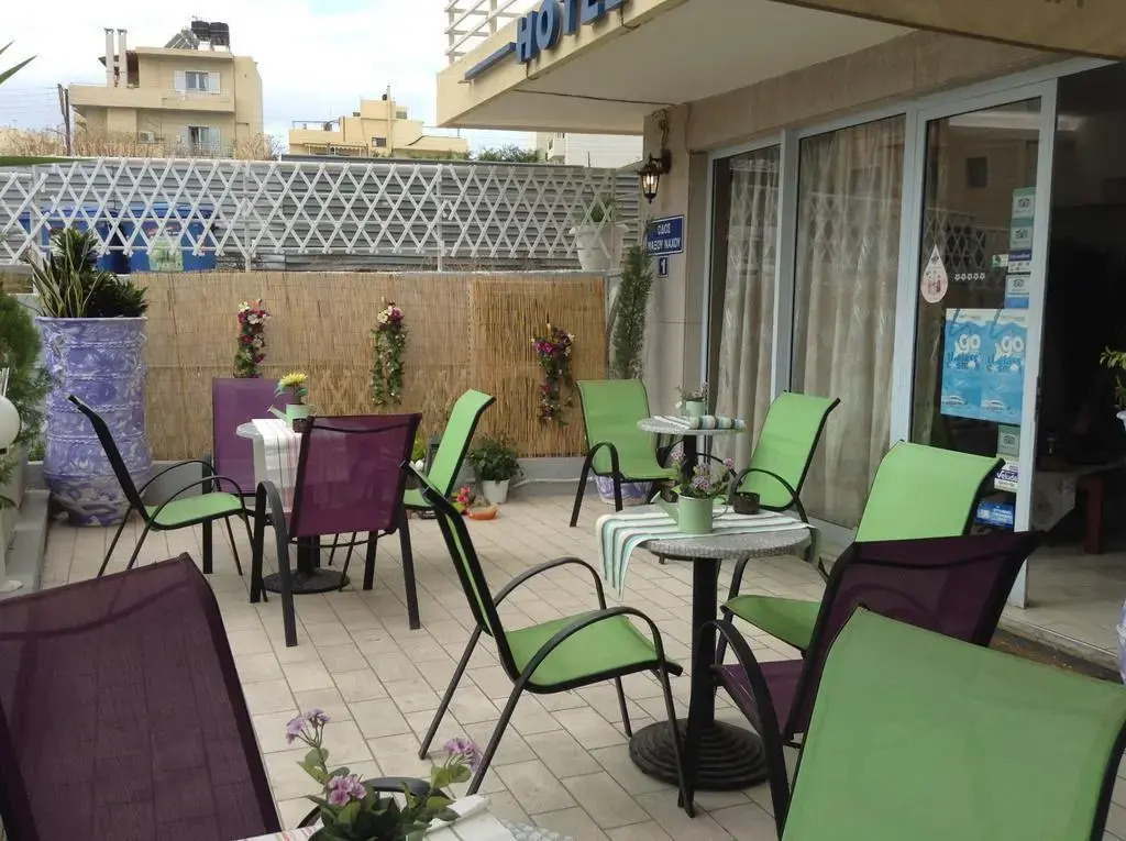 Pasiphae Self Hotel