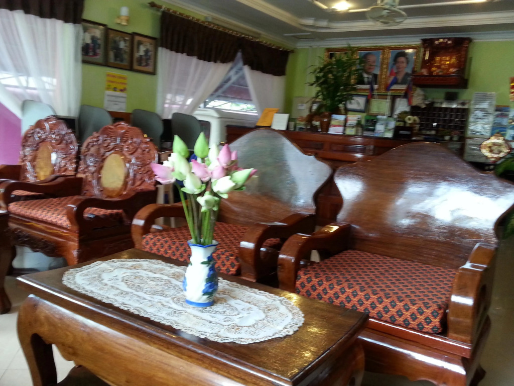 Ta Som Guesthouse & Tour Services