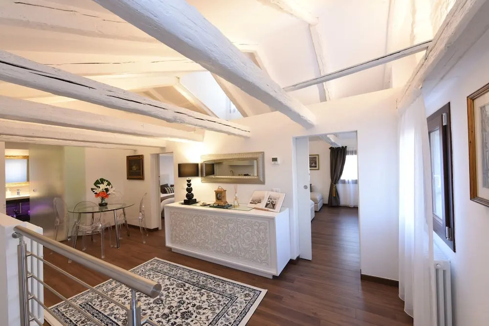 Sweet Apartment