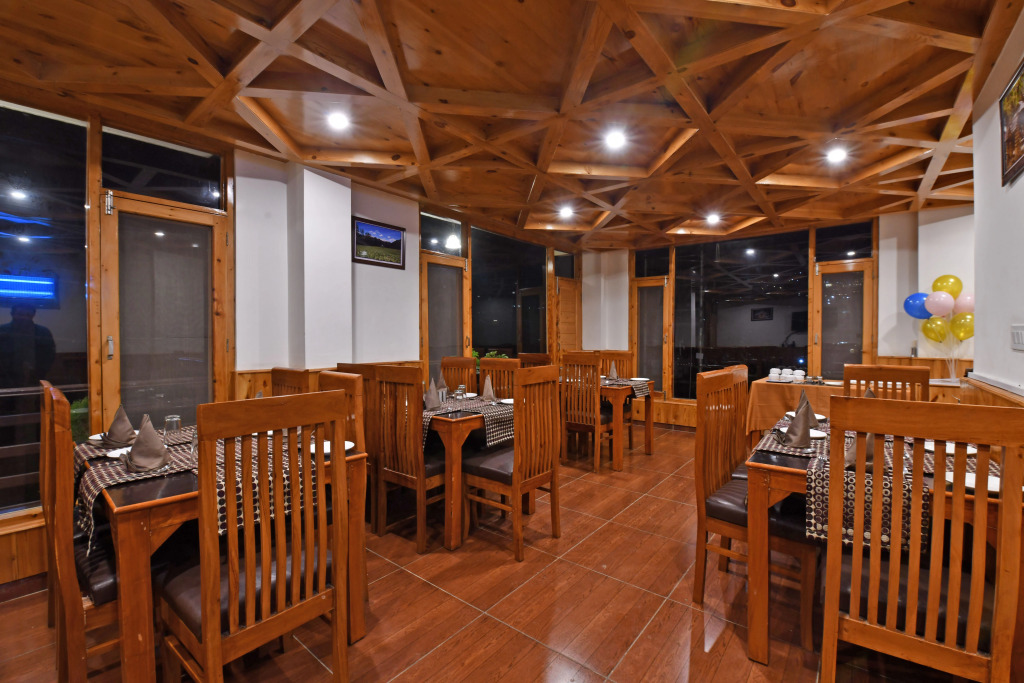 Lotus Inn Rohtang View