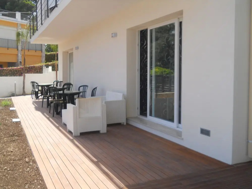 Summer Beach Rooms
