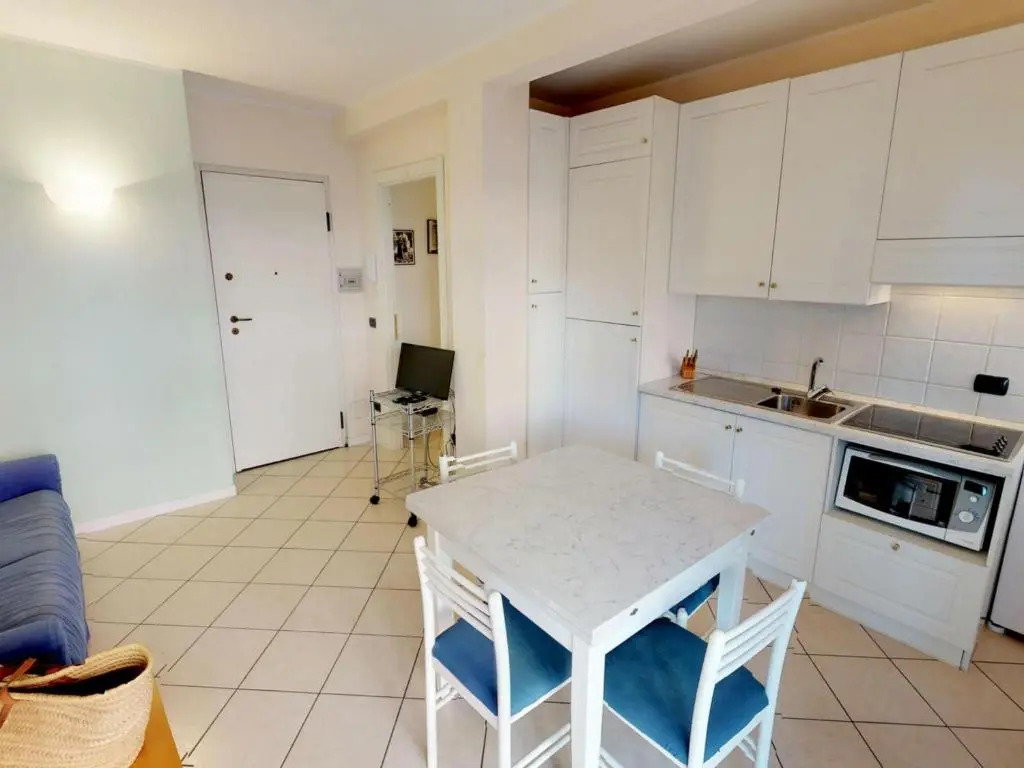 Appartement Menton, 2 pièces, 4 personnes - FR-1-196-210