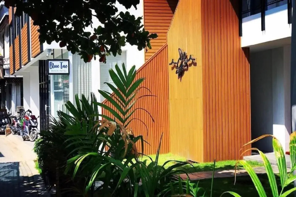 Blue Tao Beach Hotel - SHA Plus