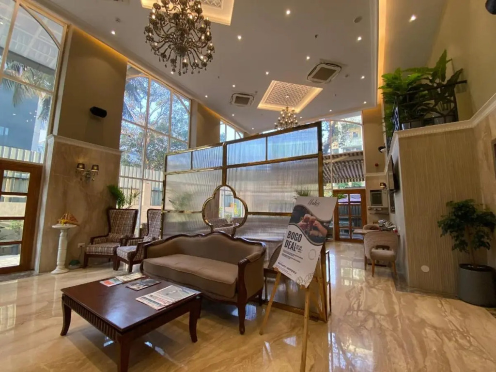 Hotel Mumbai House Mindspace Malad