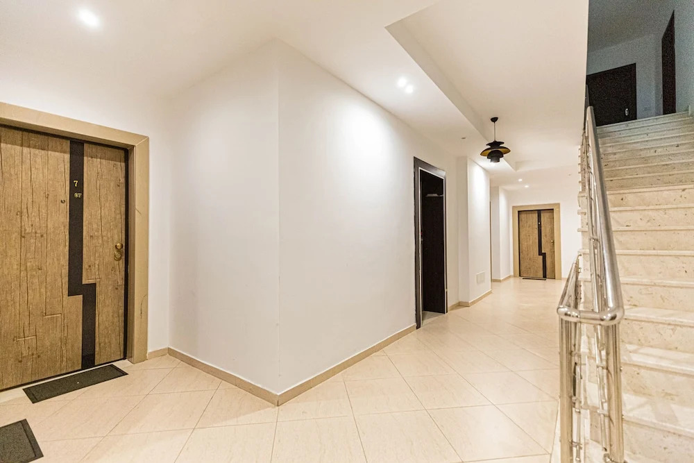 Suites By Jordans Hotel