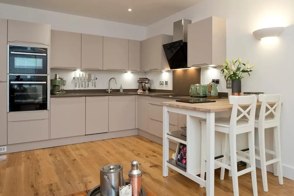 2 Bedroom City Centre Apartment