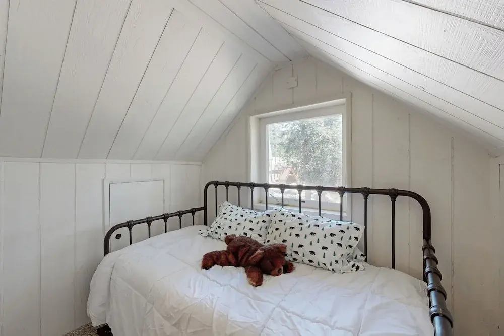 Peaceful & Charming Rustic Cabin