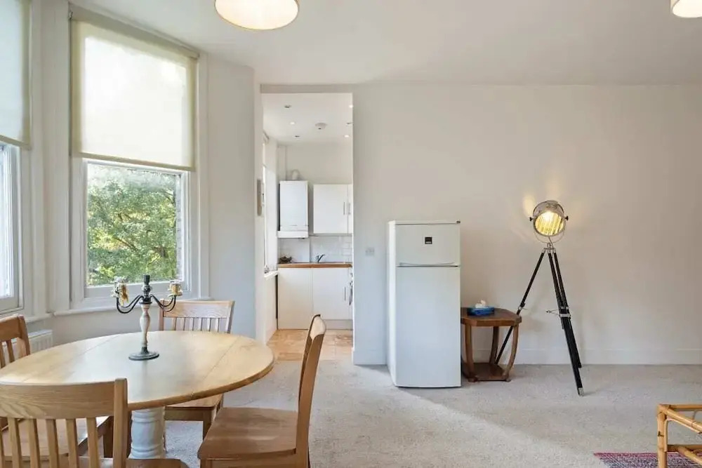 Spacious 2 Bed Apt nr Deptford, 6mins to Train st