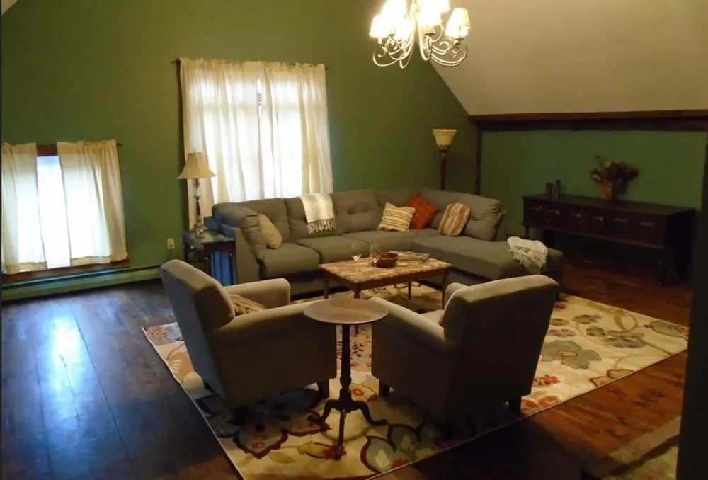 The Karass Inn