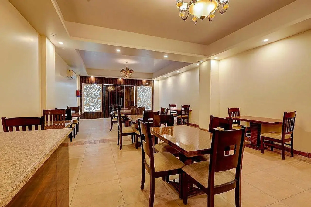Hotel O Golden King