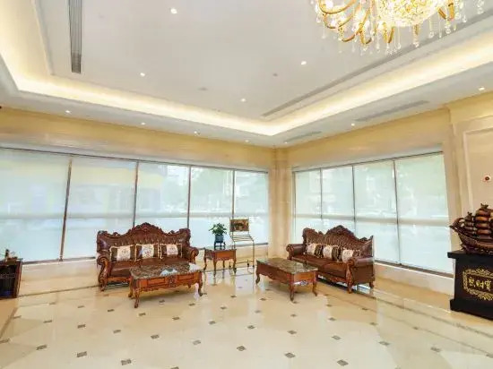 Sunshine International Hotel (Yueyang Xiangyin Dequan Shopping Center Branch)