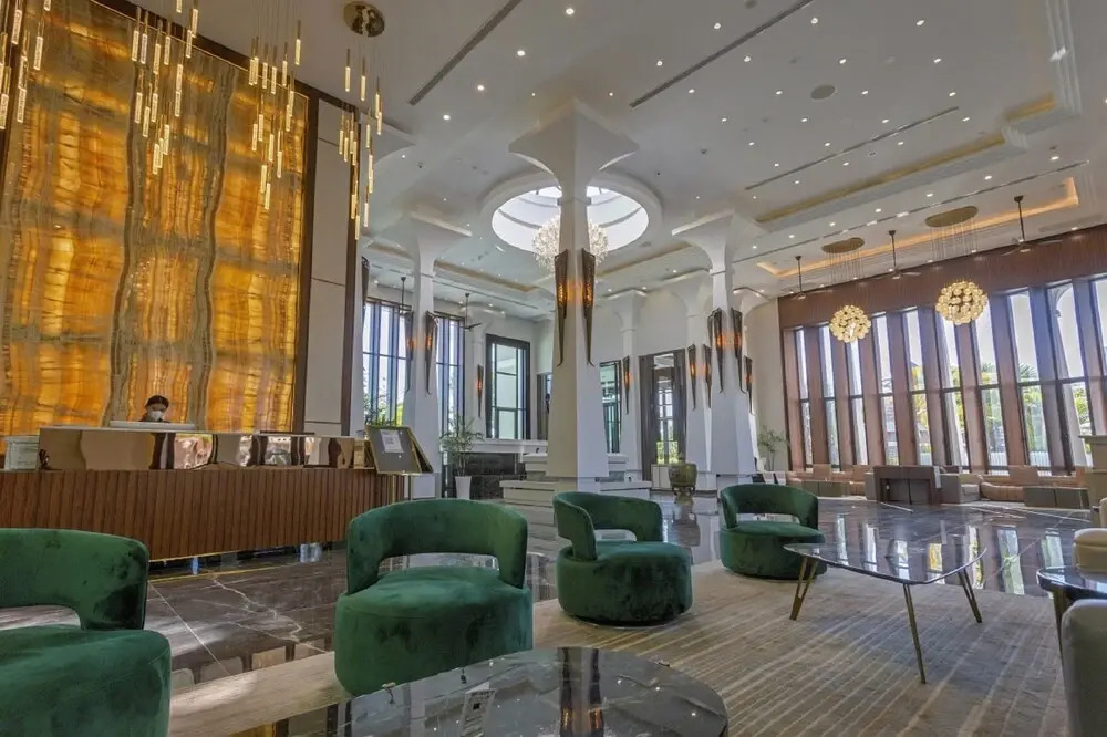 Castle Bayview Resort & Spa