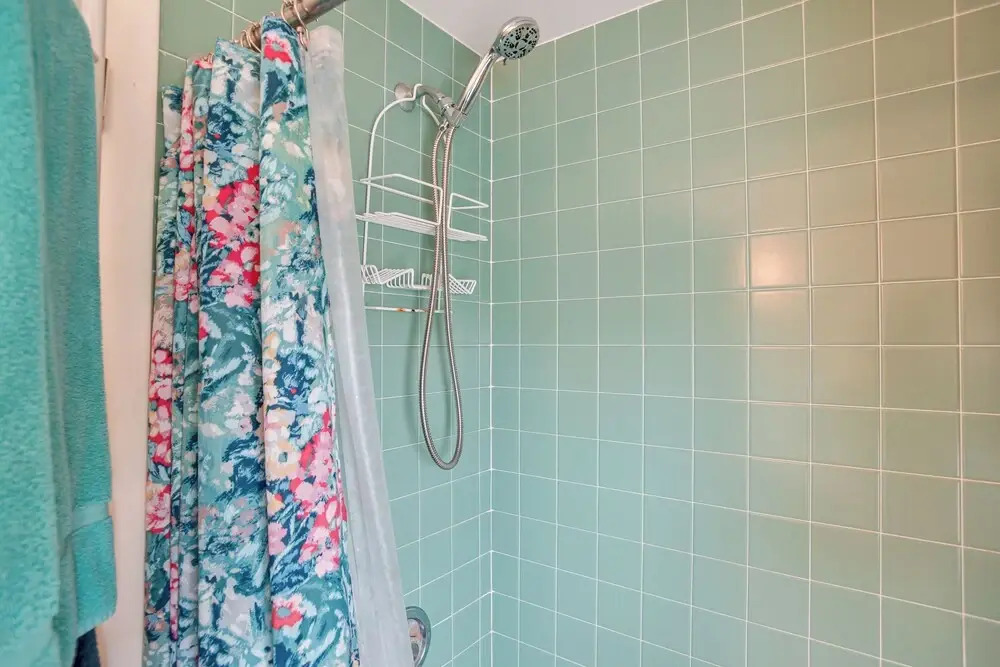 Walk to Beach: Chatham Gem w/ Ocean-view Sunroom!