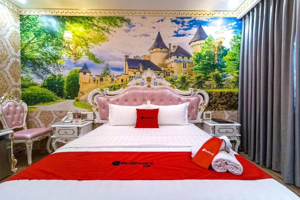 Reddoorz Premium Cao Thang Street
