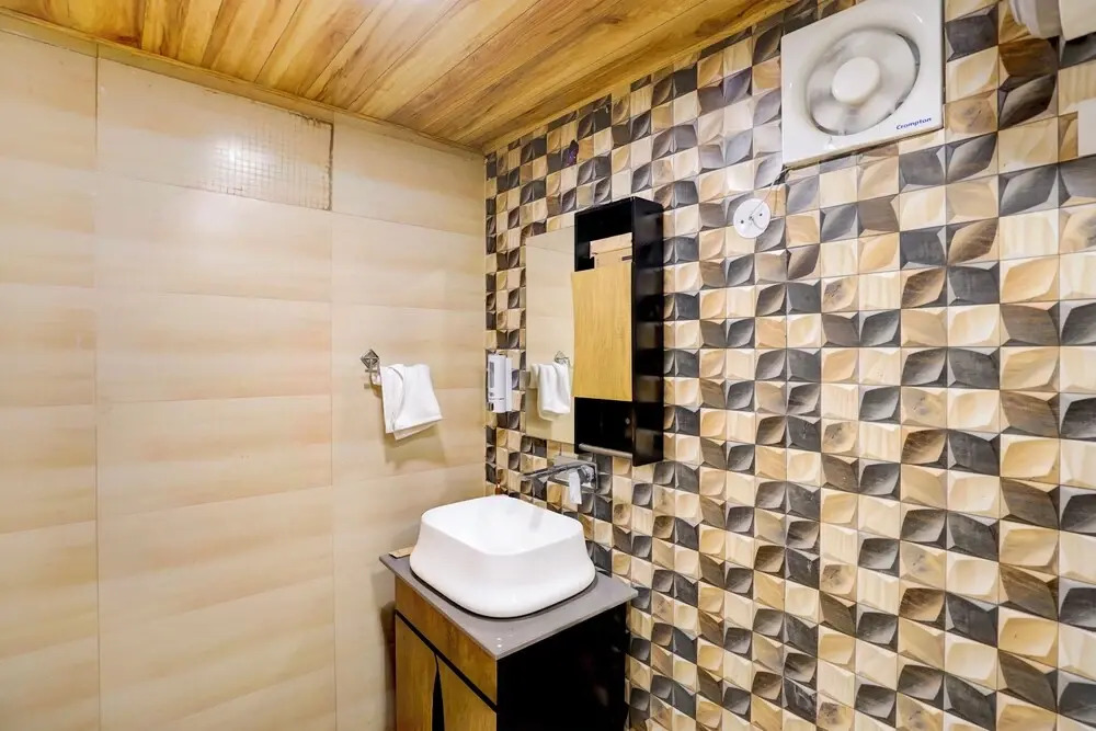 Alaya Stays Fortezza | Pet-friendly 6-BHK Farmhouse With Private Pool