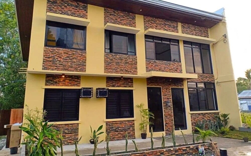 Monati Hostel Panglao