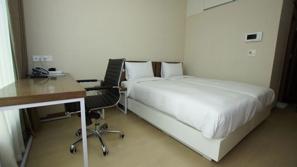 Cplus Residence