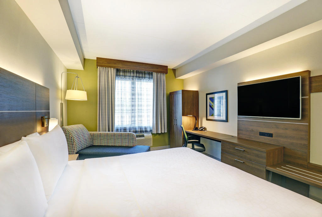 Holiday Inn Express Whitby Oshawa by IHG