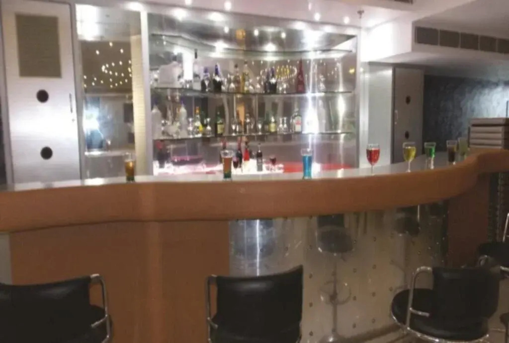 Airport City Hotel
