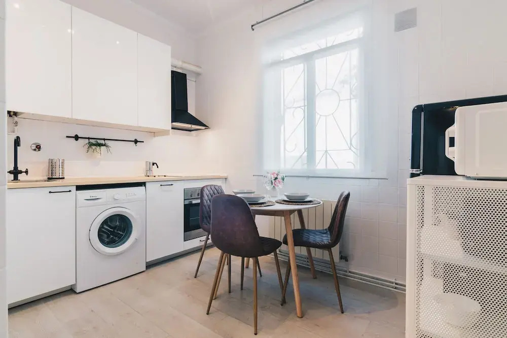 Altair by People Rentals