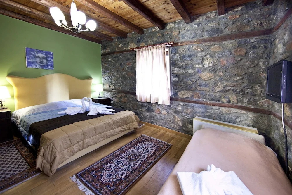 Chalet Lithos