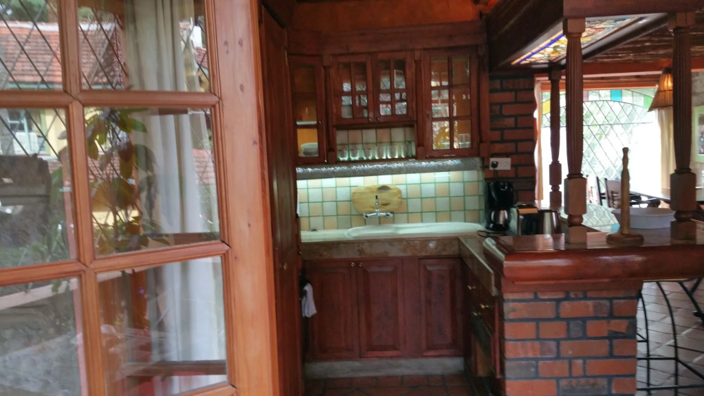 Woodmere Grand Hotel & Serviced Apartments