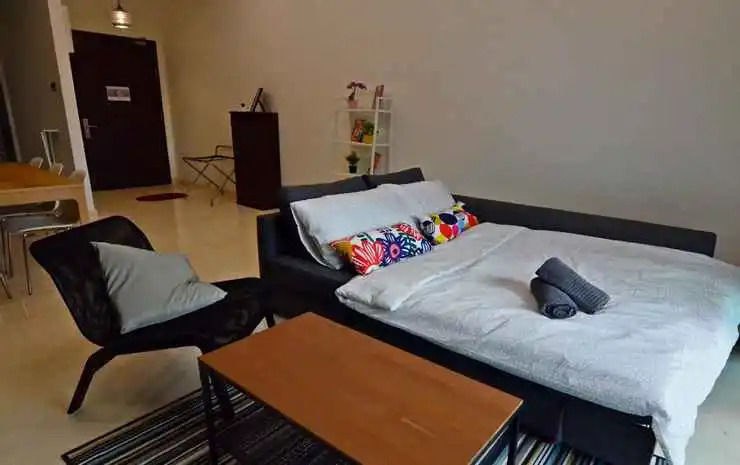 Comfy 2BR Tritower Suite Near JB Ciq, Jbcc & Capri