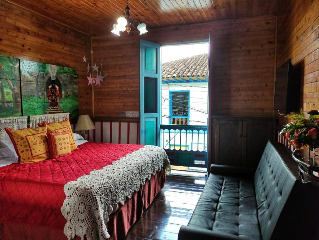 Hotel Tibouchina