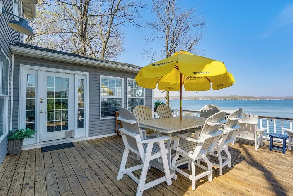 'bittersweet Lakefront Retreat' w/ Hot Tub & Dock!