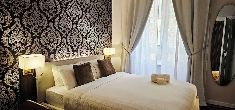 STOA ROME Boutique Suites