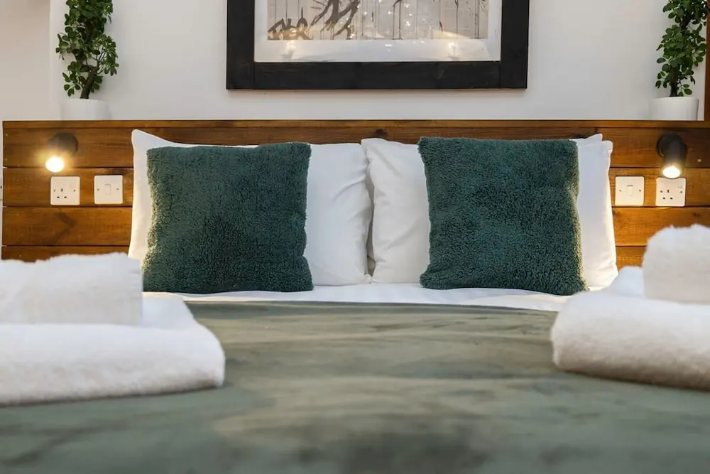 Host Stay Grafton Rustic