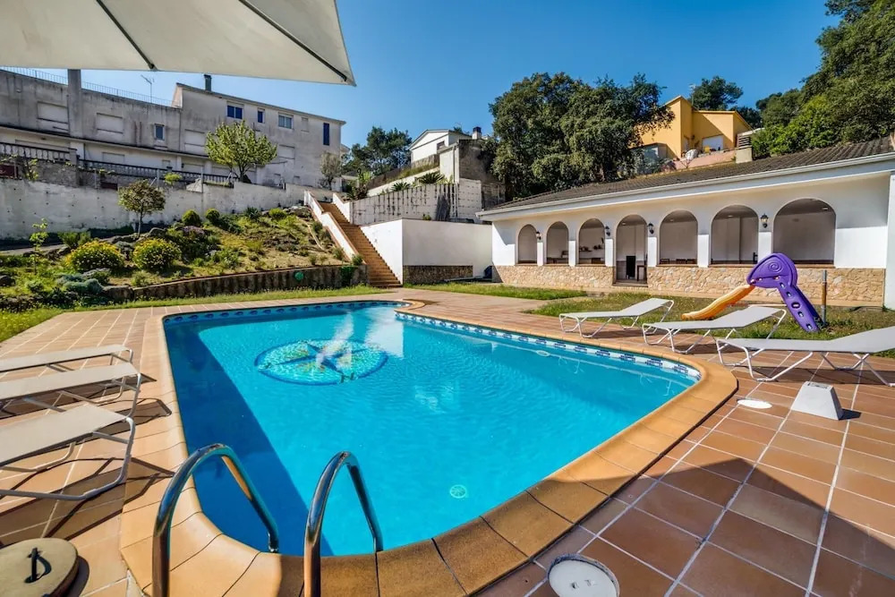 Vivalidays Villa Genis Barcelona