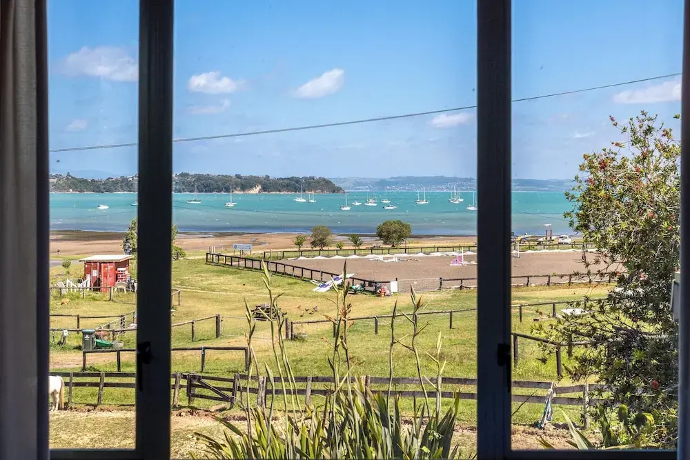 Tikirau Bay Views in Oneroa