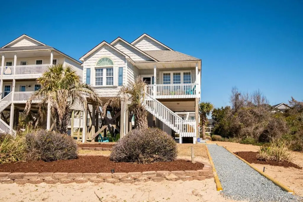 Sea Glass by Oak Island Accommodations
