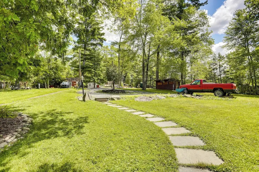 Waterfront Home on White Lake: Near Bethel Woods!