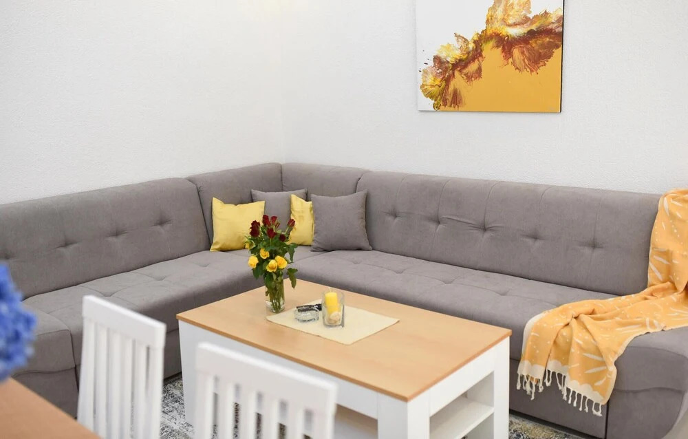 Nice Apartment in Makarska With Wifi and 3 Bedrooms