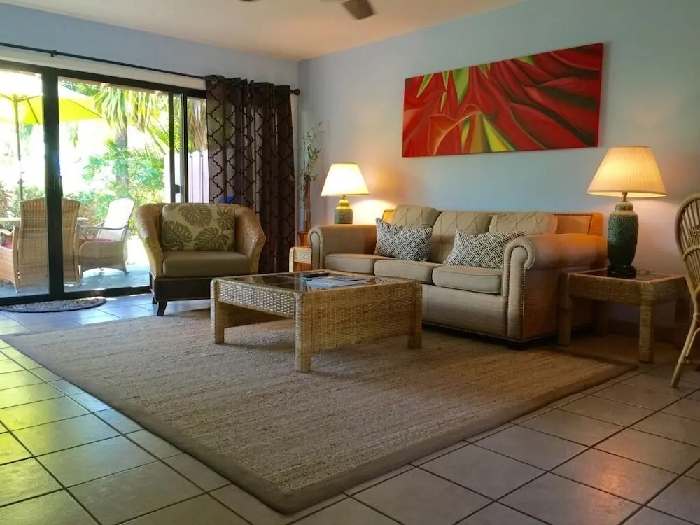 PuaMana 175-2 - 1 Br Condo