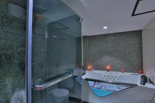 Rori Hotel