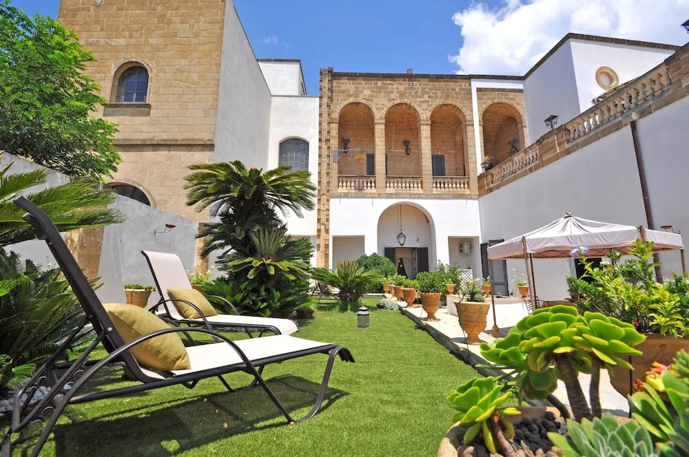 Palazzo De Donatis