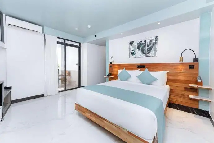 Flower Street provides accommodations with free Wifi, air conditioning