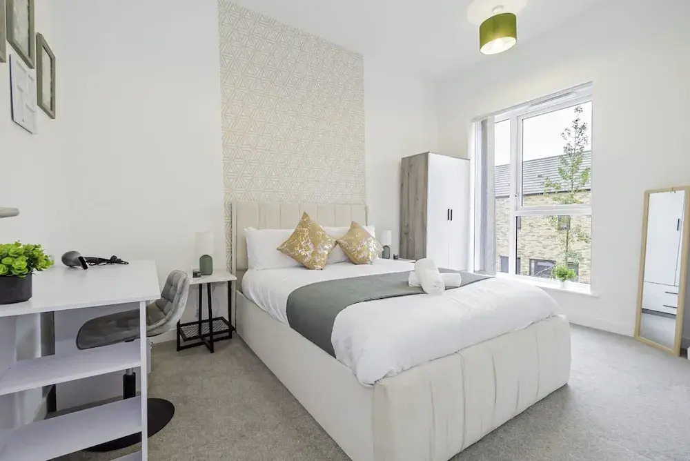 Stunning 3 Bedroom Home in Balsall Heath With Patio and Central Heating