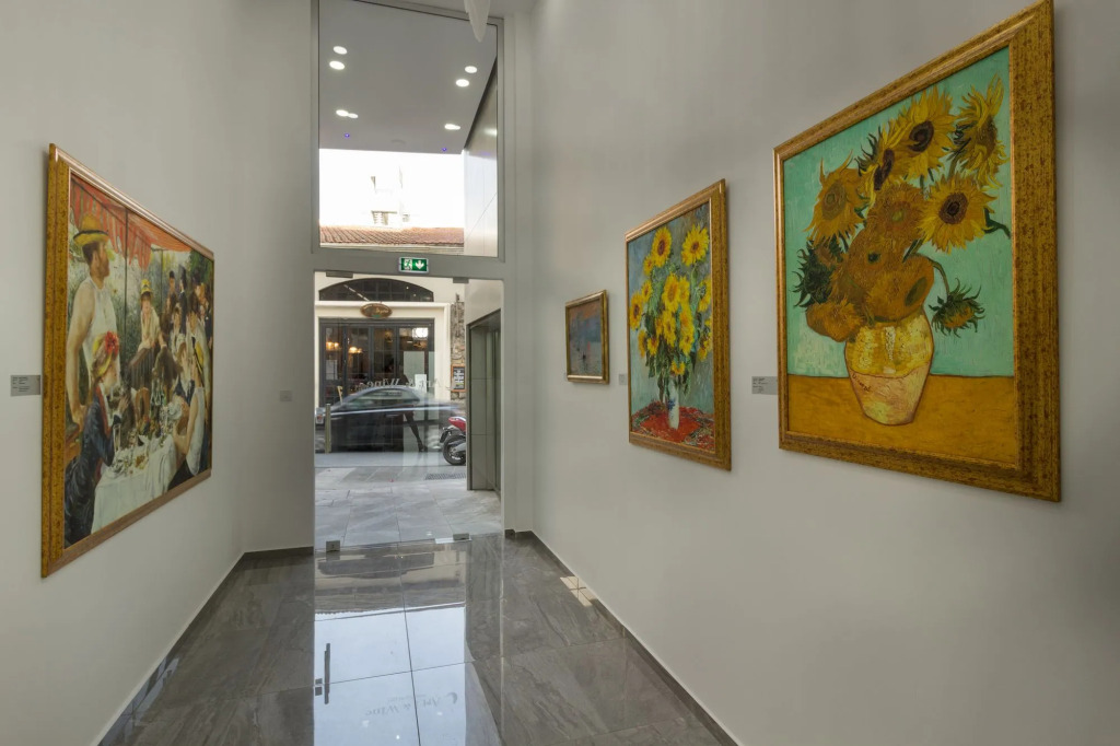 Art & Wine Boutique Hotel