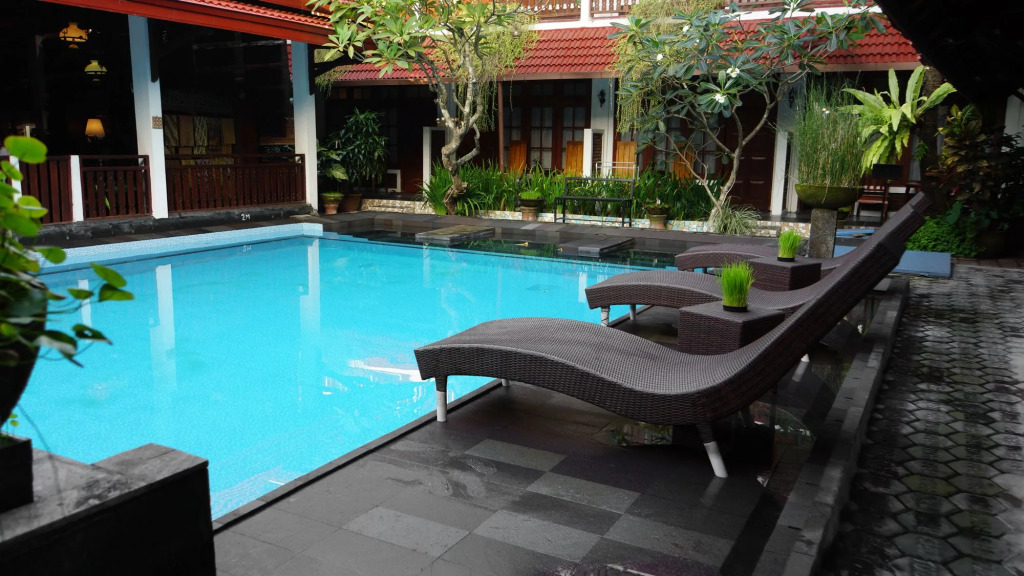 Paku Mas Hotel