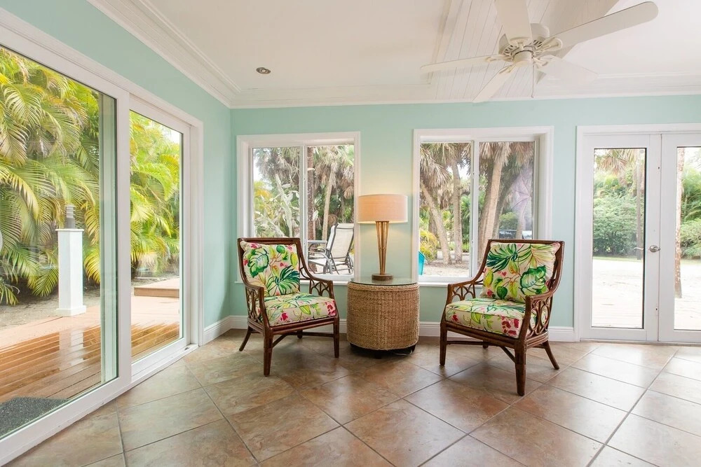 Salty Dog - Dog Friendly Home On Sanibel! 3 Bedroom Home