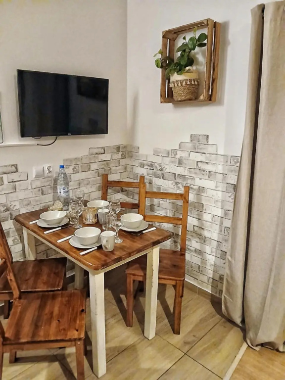 Eleonor Accommodation Exclusive House